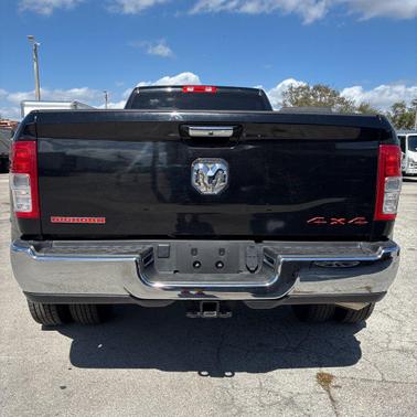 2019 RAM 3500 Big Horn Crew Cab 4x4 8' Box