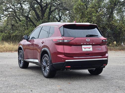 2024 Nissan Rogue Platinum