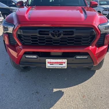 2024 Toyota Tacoma TRD Off-Road