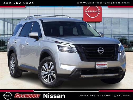2022 Nissan Pathfinder SL 2WD