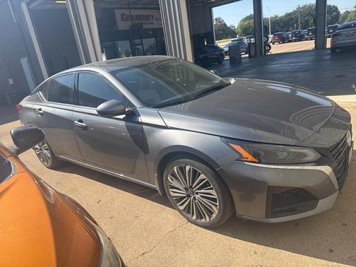 2024 Nissan Altima 2.5 SL