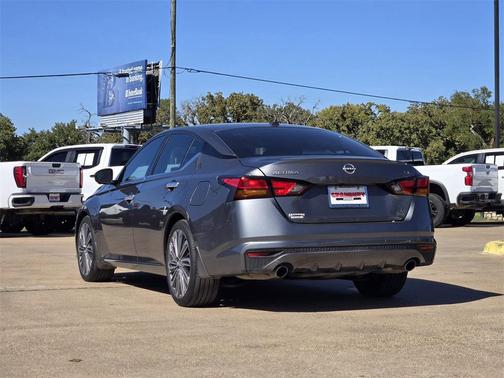 2024 Nissan Altima 2.5 SL