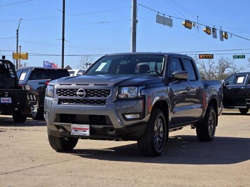 2025 Nissan Frontier SV