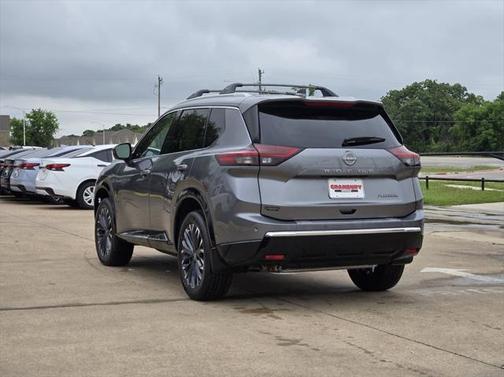 2025 Nissan Rogue Platinum