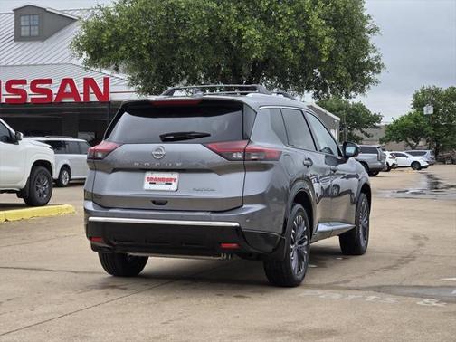 2025 Nissan Rogue Platinum