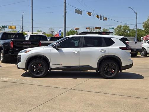 2025 Nissan Rogue Rock Creek