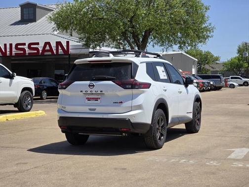 2025 Nissan Rogue Rock Creek