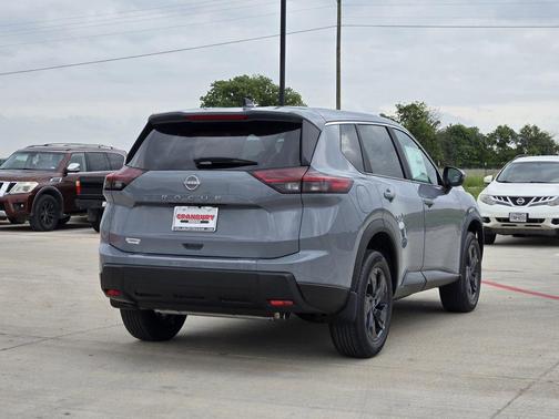 Boulder Gray Pearl 2026 Nissan Rogue SV