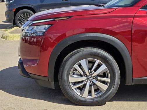 2023 Nissan Pathfinder SL 4WD