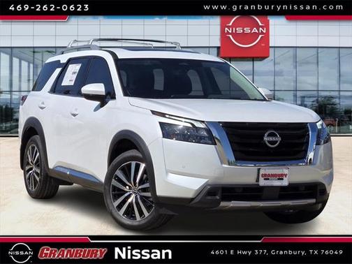 2025 Nissan Pathfinder Platinum FWD