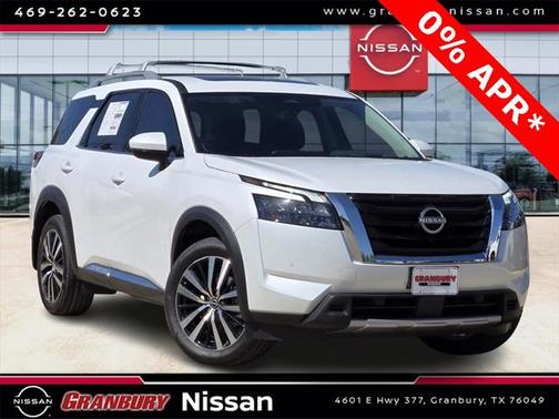 2025 Nissan Pathfinder Platinum FWD