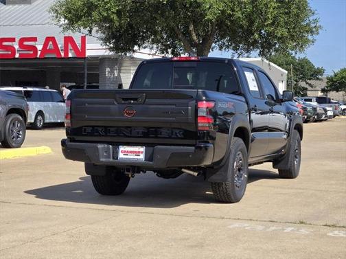 2025 Nissan Frontier PRO-4X