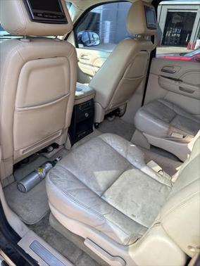 2007 Cadillac Escalade ESV Standard