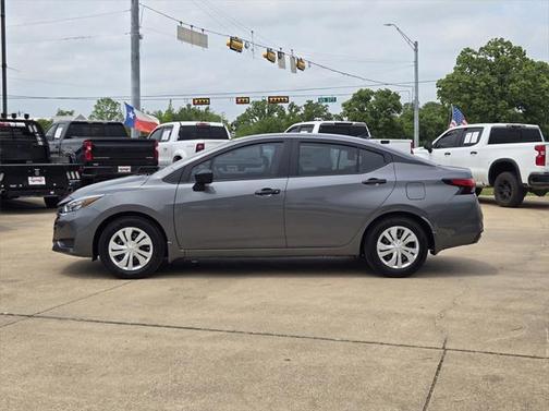 2025 Nissan Versa 1.6 S