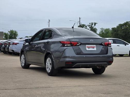 2025 Nissan Versa 1.6 S