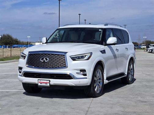 2021 INFINITI QX80 Luxe