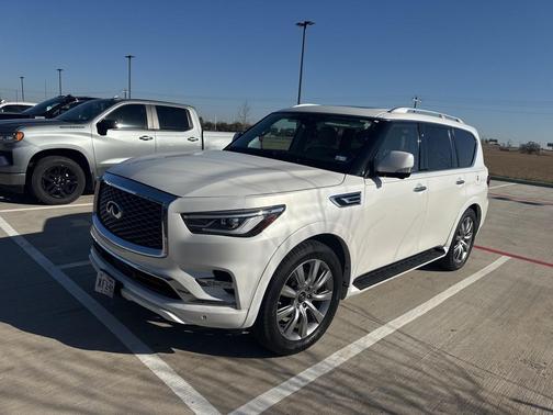 2021 INFINITI QX80 Luxe
