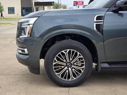 2025 Nissan Armada SL 4WD