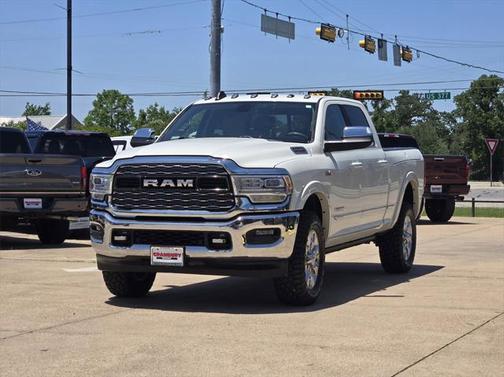2020 RAM 2500 Limited Crew Cab 4X4 6'4' Box