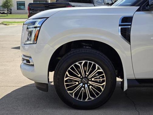 2025 Nissan Armada SL 4WD