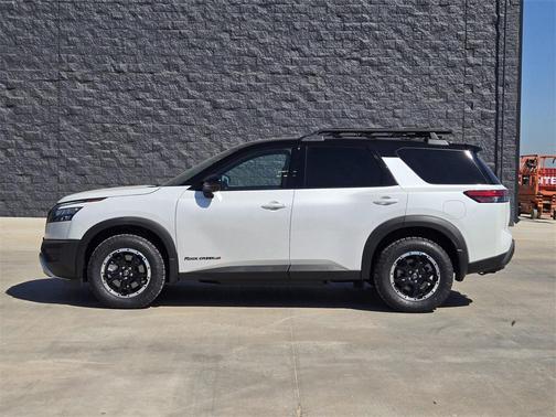 2025 Nissan Pathfinder Rock Creek 4WD