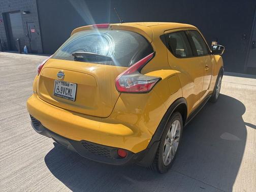Solar Yellow 2015 Nissan Juke S