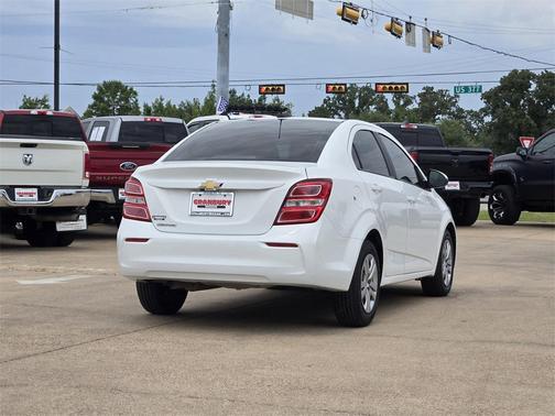 2020 Chevrolet Sonic FWD Sedan LS