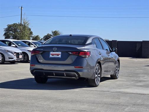 2025 Nissan Sentra SV