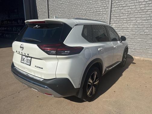2023 Nissan Rogue Platinum