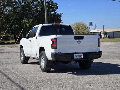 2026 Nissan Frontier S