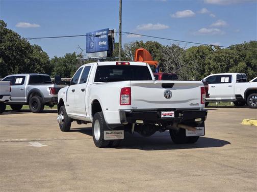 2021 RAM 3500 Tradesman Crew Cab 4x4 8' Box