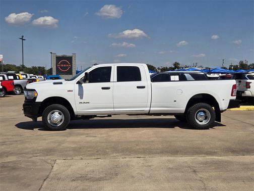 2021 RAM 3500 Tradesman Crew Cab 4x4 8' Box