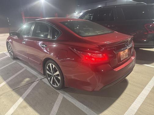 2017 Nissan Altima 2.5 SR