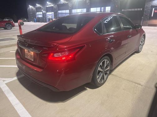 2017 Nissan Altima 2.5 SR