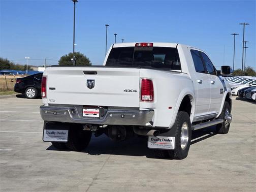 2016 RAM 3500 Laramie