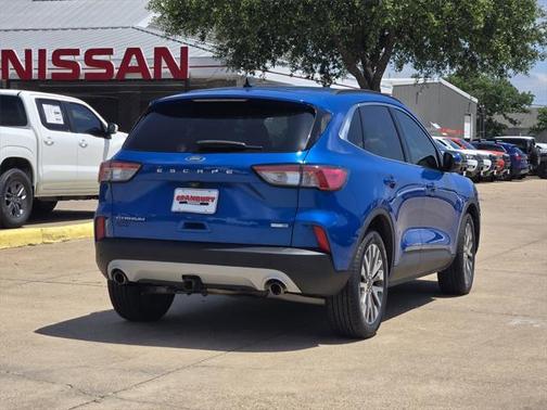 2020 Ford Escape Titanium