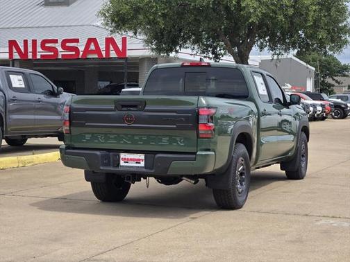 2025 Nissan Frontier PRO-4X