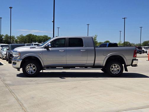 Billet Silver Metallic Clearcoat 2019 RAM 2500 Laramie Mega Cab 4x4 6'4' Box