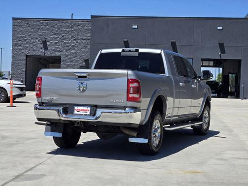 Billet Silver Metallic Clearcoat 2019 RAM 2500 Laramie Mega Cab 4x4 6'4' Box