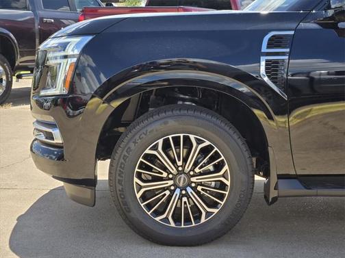 2025 Nissan Armada Platinum 4WD