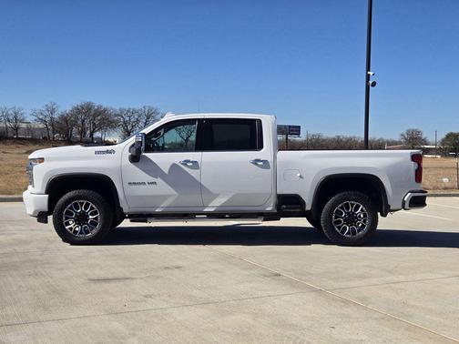 2022 Chevrolet Silverado 2500 High Country