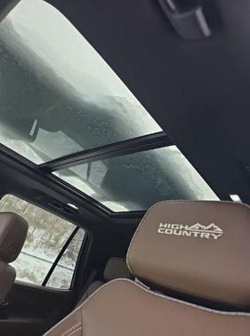 2022 Chevrolet Tahoe 4WD High Country