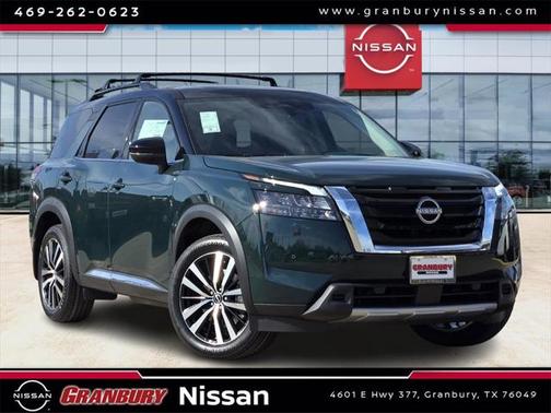 2025 Nissan Pathfinder Platinum FWD