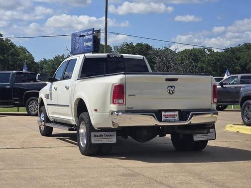 2016 RAM 3500 Laramie