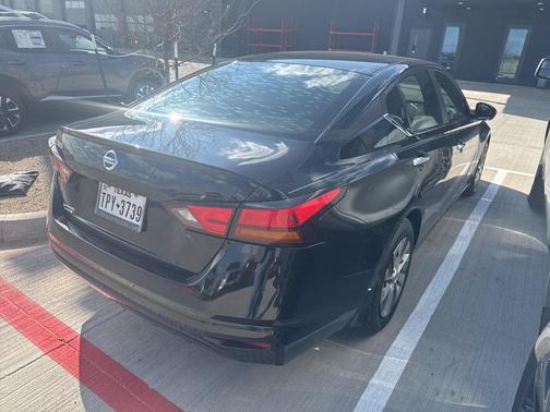 2021 Nissan Altima S FWD