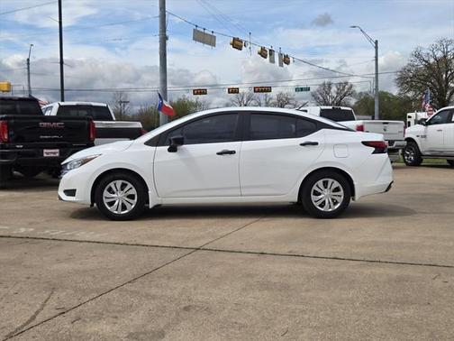2025 Nissan Versa 1.6 S