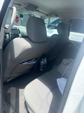 Glacier White 2019 Nissan Frontier SV