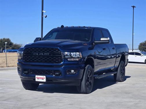 2022 RAM 2500 Big Horn Crew Cab 4x4 6'4' Box