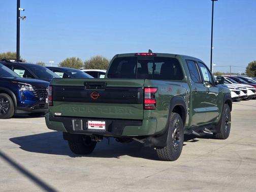 2026 Nissan Frontier PRO-4X