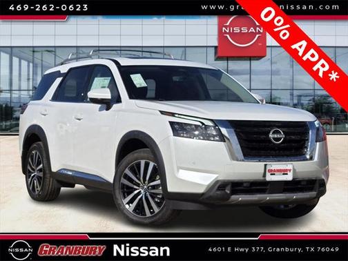 2025 Nissan Pathfinder Platinum 4WD